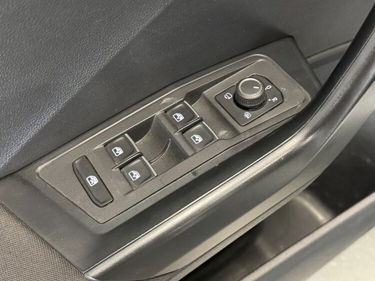 Volkswagen T-Roc ADVANCE foto 16