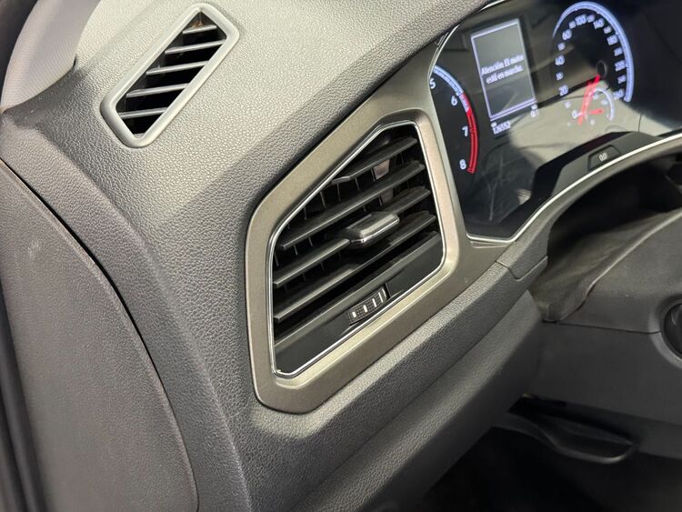 Volkswagen T-Roc ADVANCE foto 18