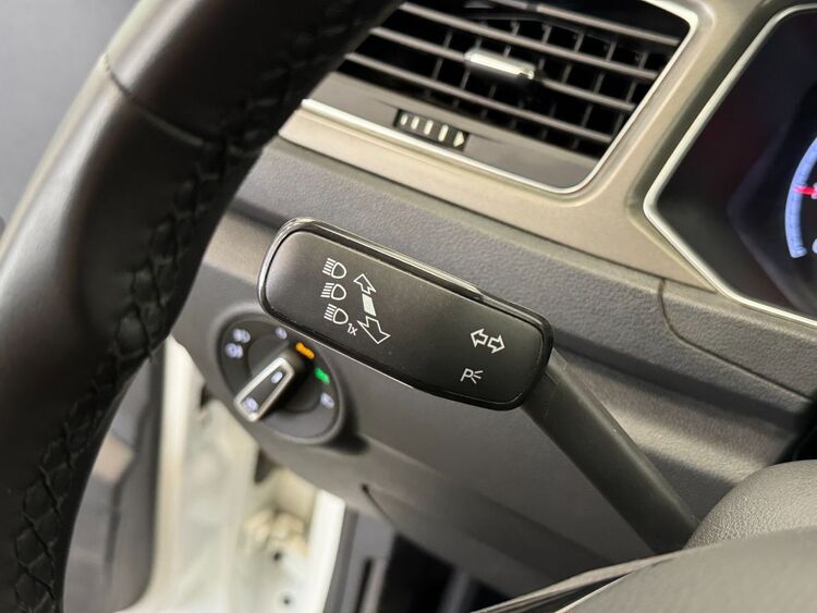 Volkswagen T-Roc ADVANCE foto 22