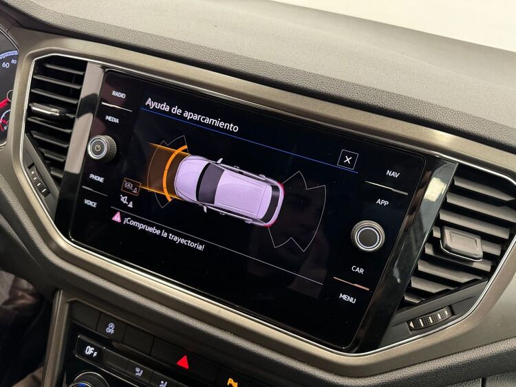 Volkswagen T-Roc ADVANCE foto 35