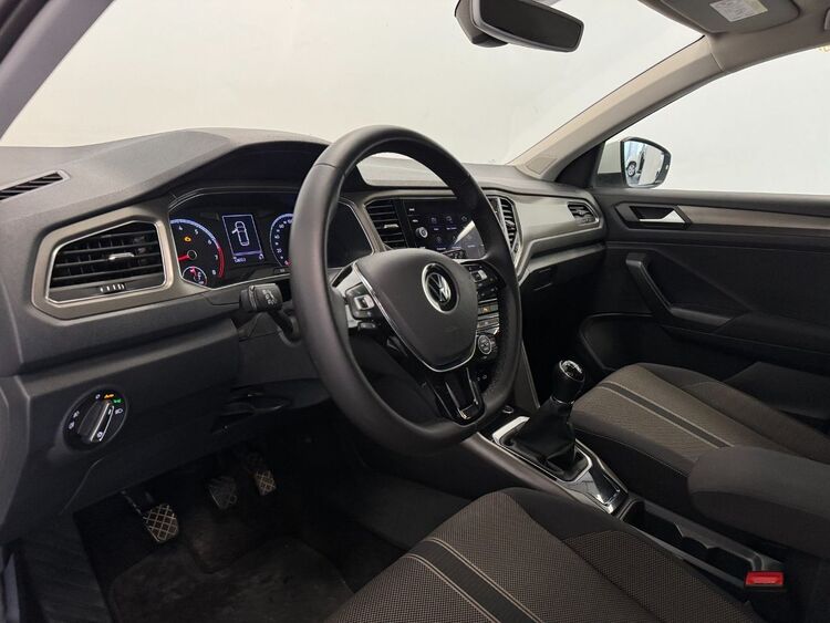 Volkswagen T-Roc ADVANCE foto 8