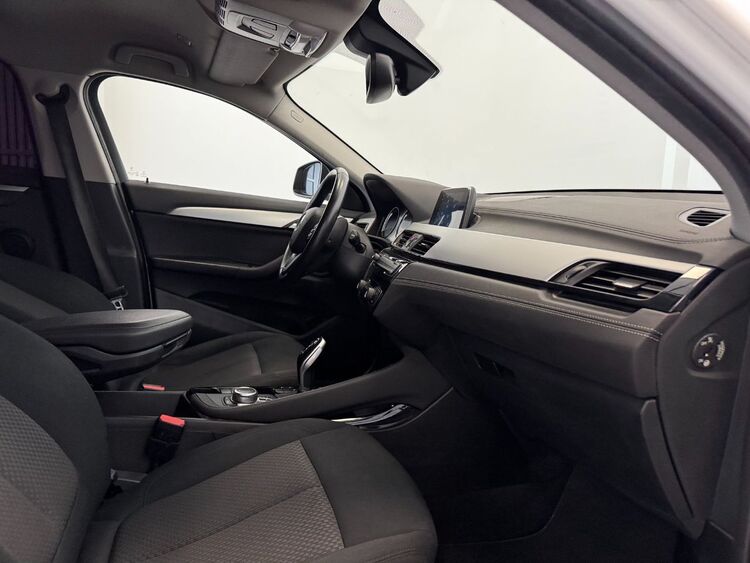 BMW X2 SDRIVE 18D foto 25