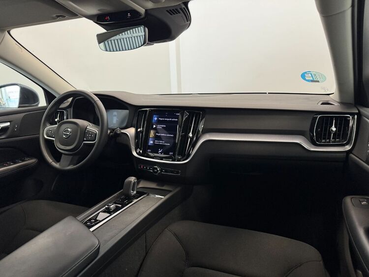 Volvo V60 MOMENTUM AUTO foto 11