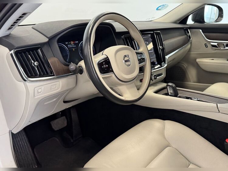 Volvo V90 B4 AWD foto 14