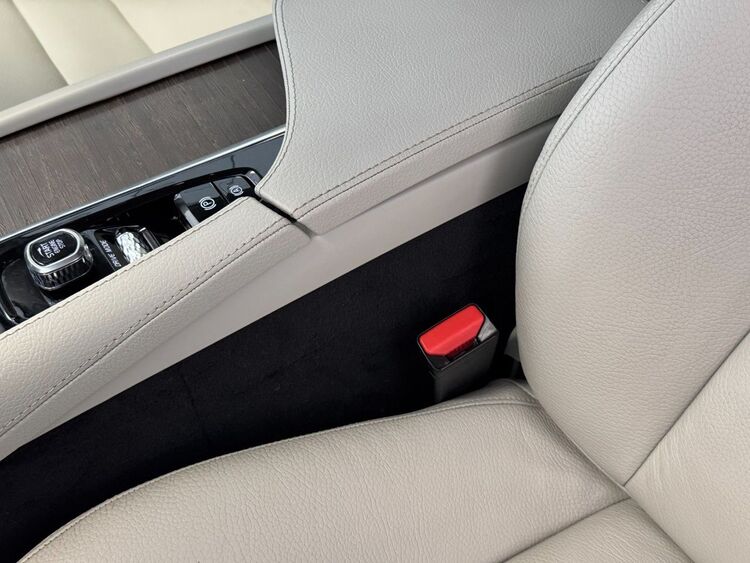 Volvo V90 B4 AWD foto 25