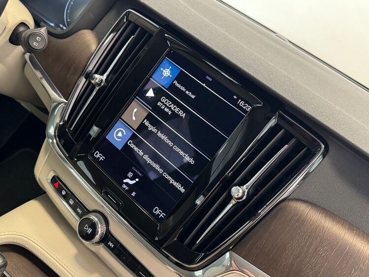 Volvo V90 B4 AWD foto 35