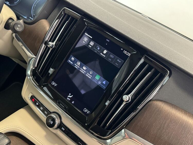 Volvo V90 B4 AWD foto 37