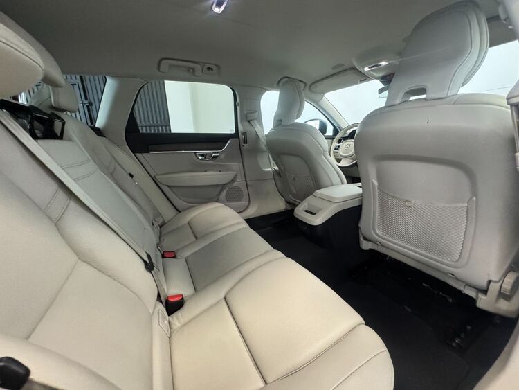 Volvo V90 B4 AWD foto 43