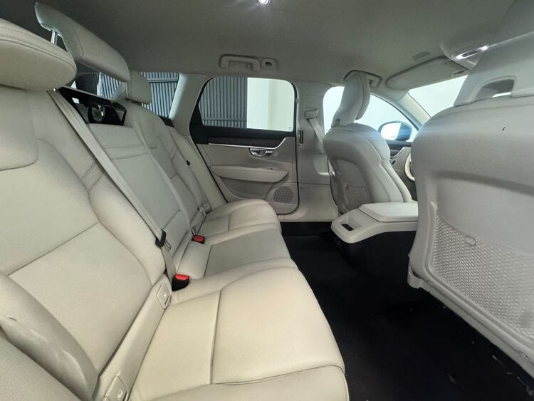 Volvo V90 B4 AWD foto 44