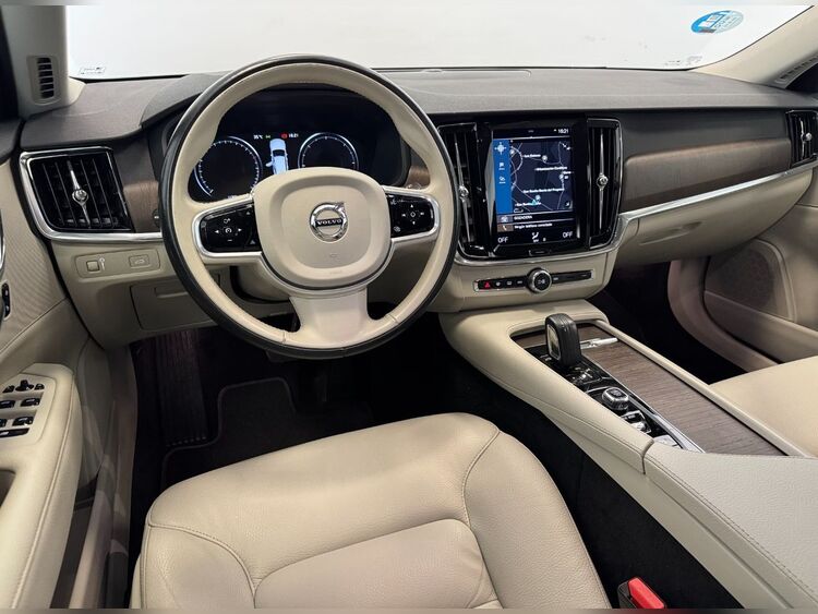 Volvo V90 B4 AWD foto 9