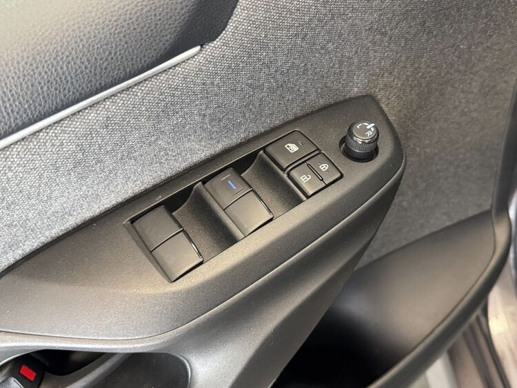 Toyota Yaris ACTIVE TECH foto 17