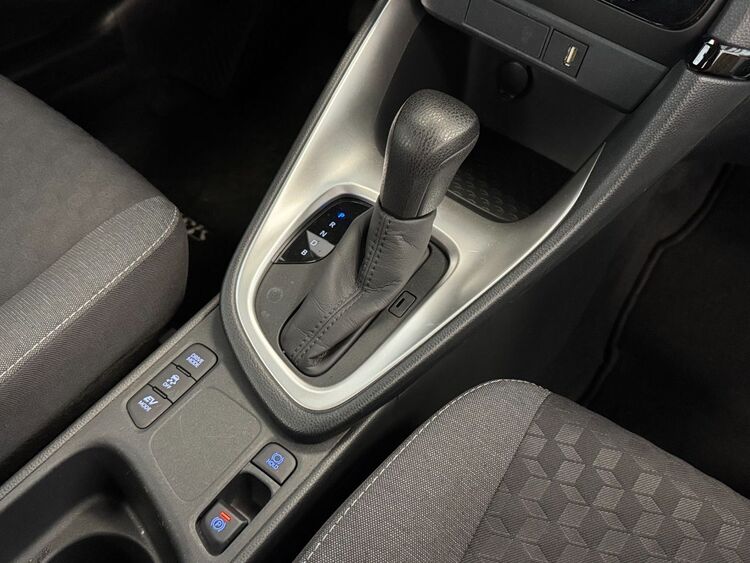 Toyota Yaris ACTIVE TECH foto 38