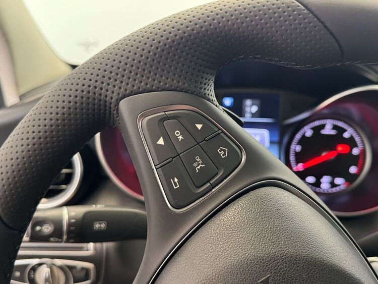 Mercedes Clase C AMG LINE foto 24