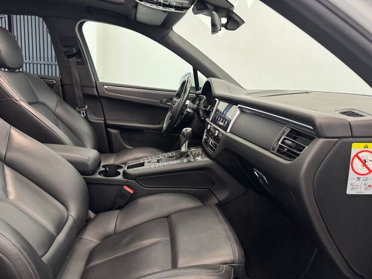 Porsche Macan MACAN foto 33