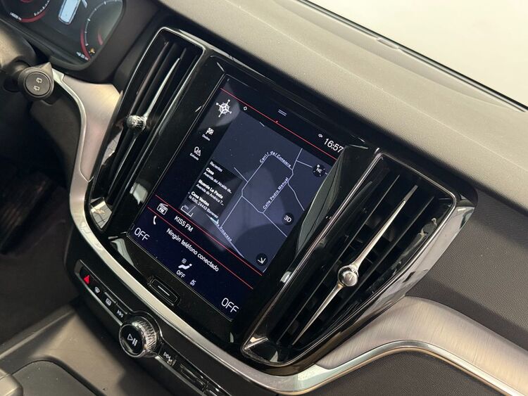 Volvo V60 MOMENTUM PRO AUTO foto 28