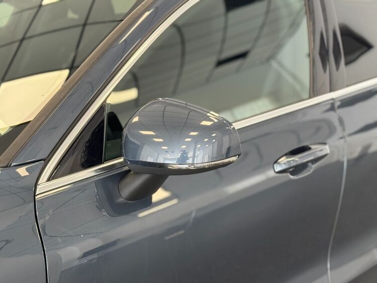 Volvo V60 MOMENTUM PRO AUTO foto 34