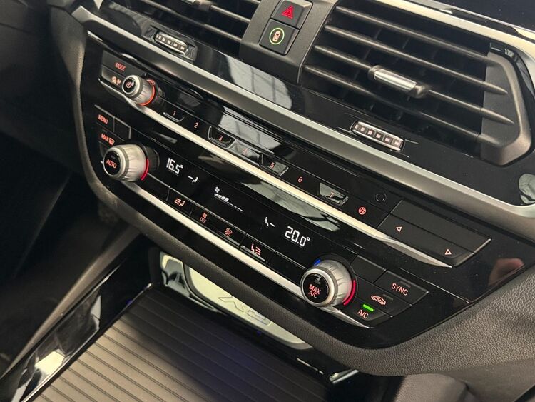 BMW X3 XLINE foto 44