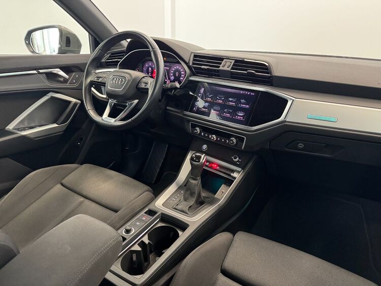 Audi Q3 S LINE foto 12