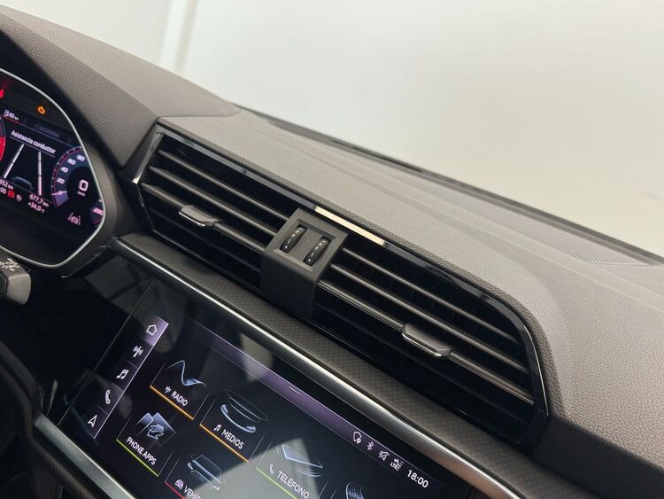 Audi Q3 S LINE foto 33