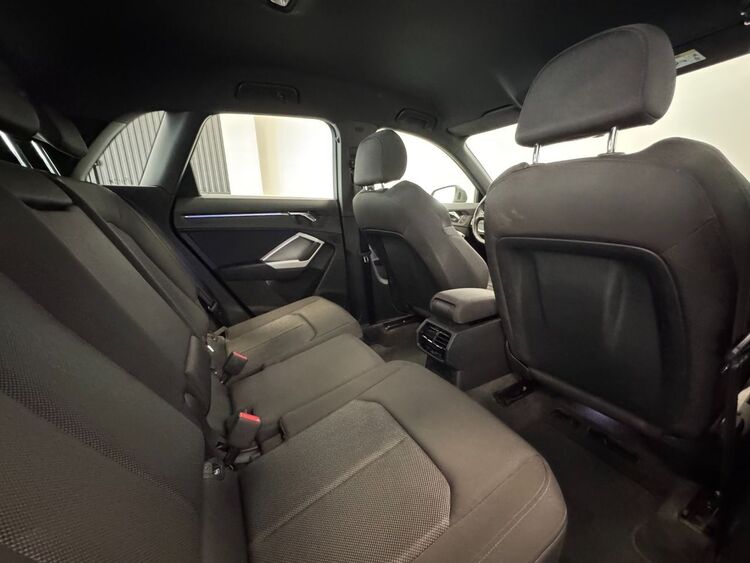 Audi Q3 S LINE foto 38