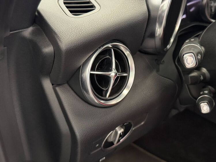 Mercedes Clase SLK AMG foto 24