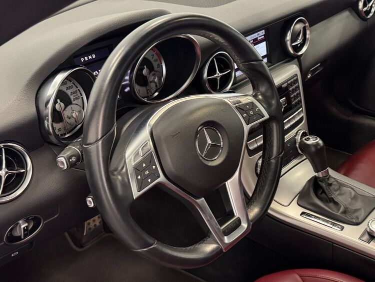 Mercedes Clase SLK AMG foto 26