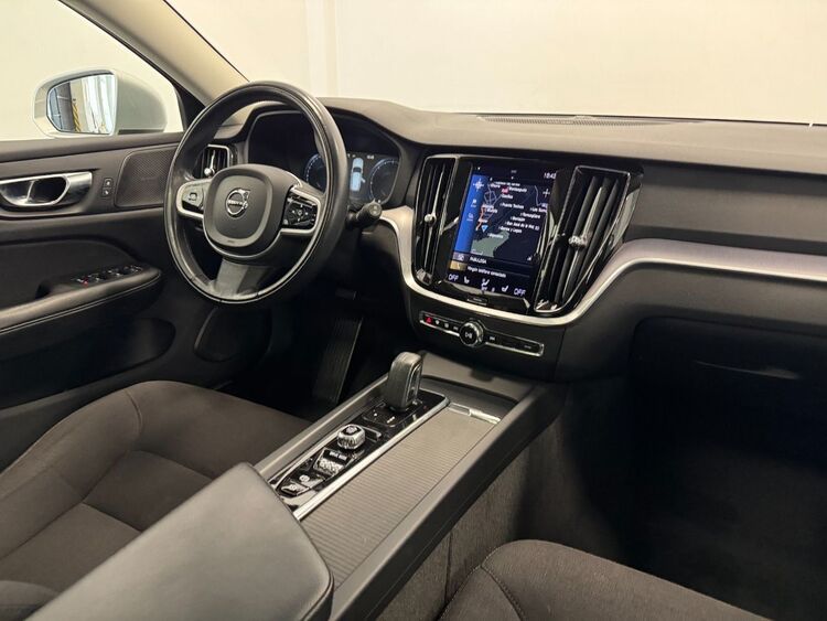 Volvo V60 AWD AUTO foto 12