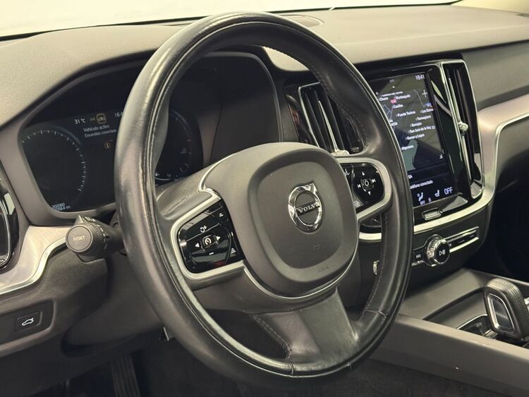 Volvo V60 AWD AUTO foto 21