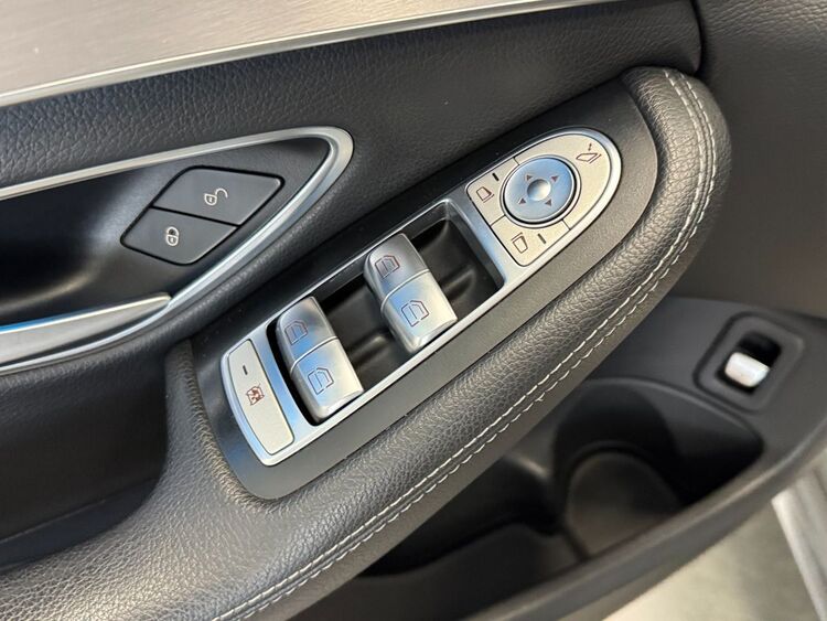 Mercedes Clase C AMG LINE foto 15