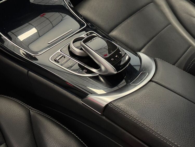 Mercedes Clase C AMG LINE foto 28
