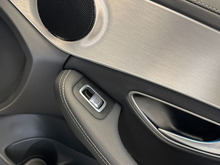 Mercedes Clase C AMG LINE foto 32