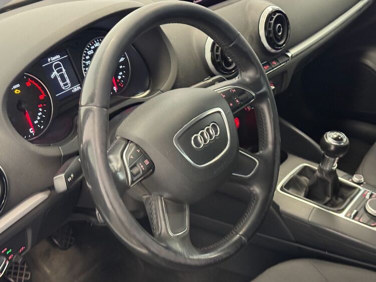 Audi A3 ATTRACTION foto 19