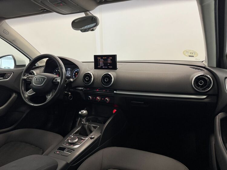 Audi A3 ATTRACTION foto 11