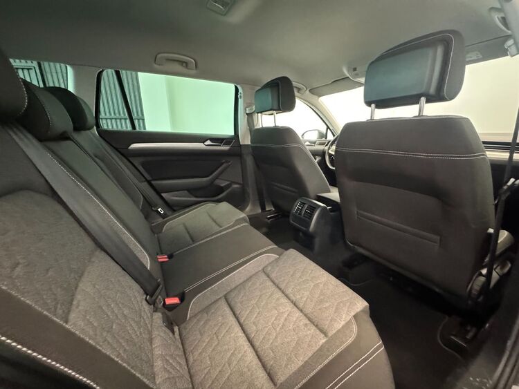 Volkswagen Passat EXECUTIVE foto 42