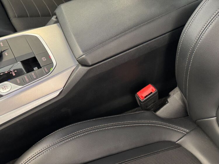 BMW Serie 3 SPORT foto 27