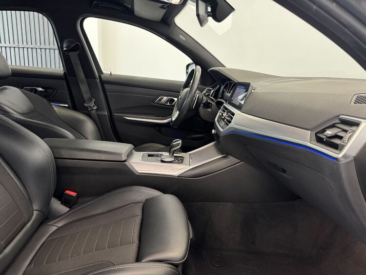 BMW Serie 3 SPORT foto 31