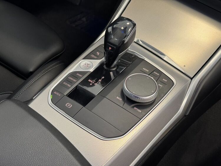 BMW Serie 3 SPORT foto 45