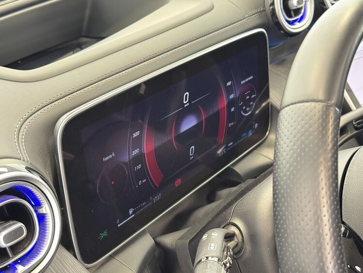 Mercedes GLC AMG LINE foto 18