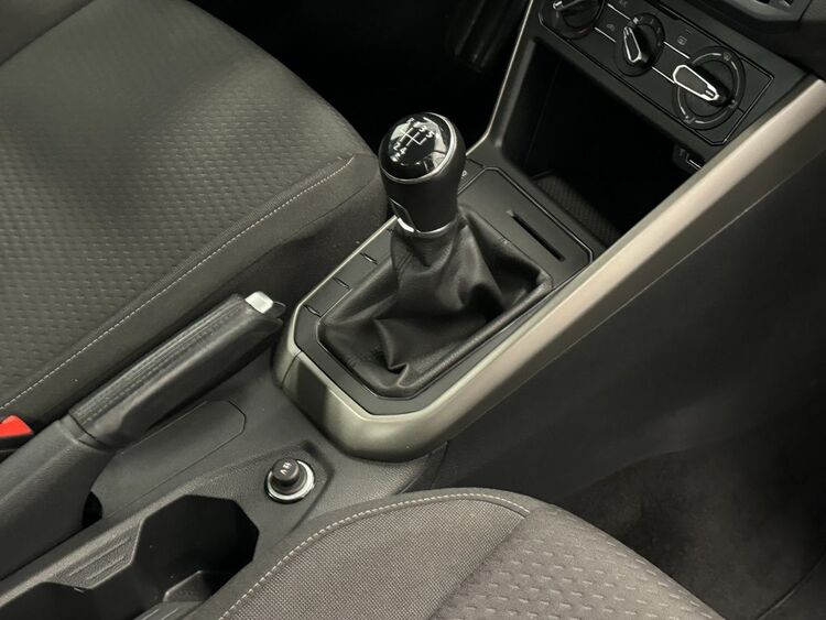 Volkswagen Polo ADVANCE foto 34