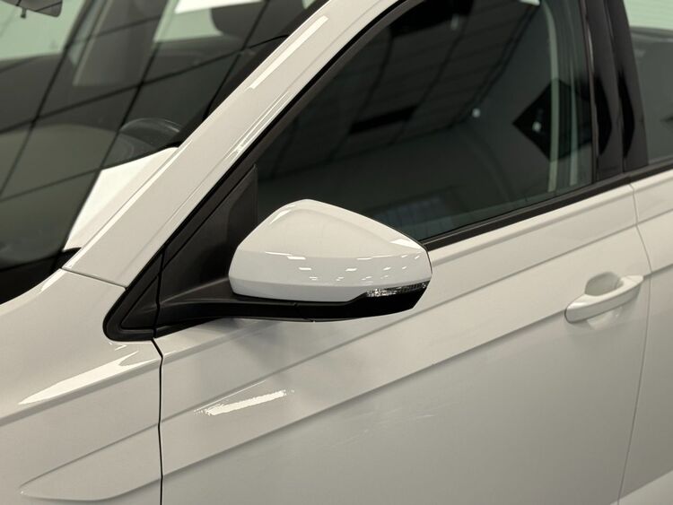 Volkswagen Polo ADVANCE foto 39