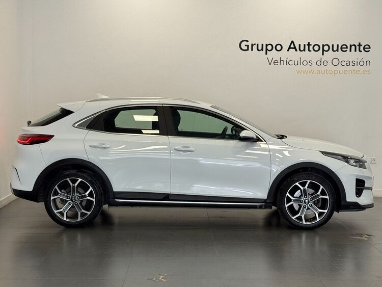 Kia XCeed TECH foto 3