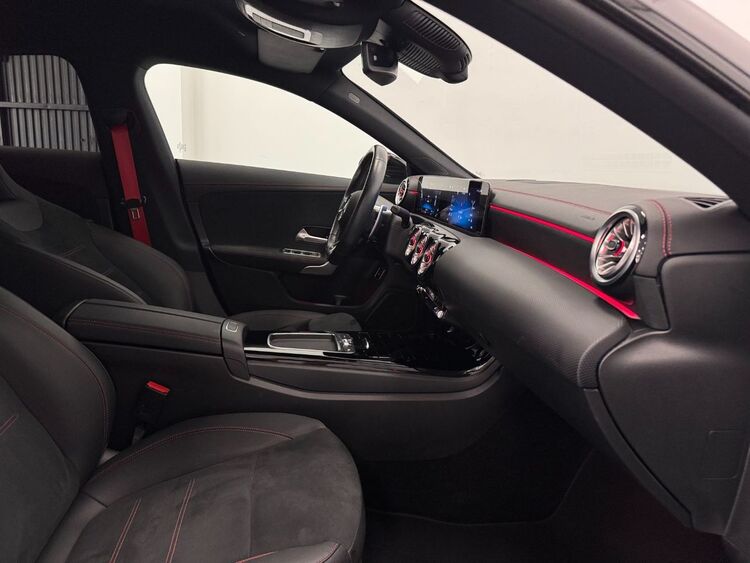 Mercedes CLA AMG foto 35