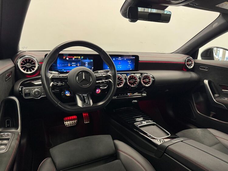 Mercedes CLA AMG foto 10