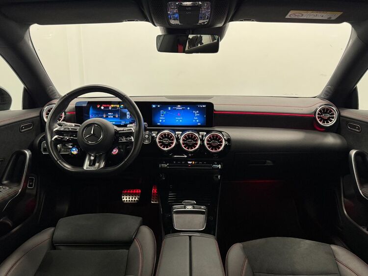 Mercedes CLA AMG foto 11