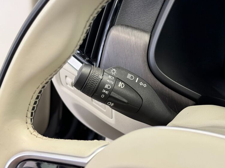 Volvo V90 D4 AWD AUTO foto 20
