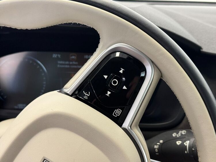 Volvo V90 D4 AWD AUTO foto 23
