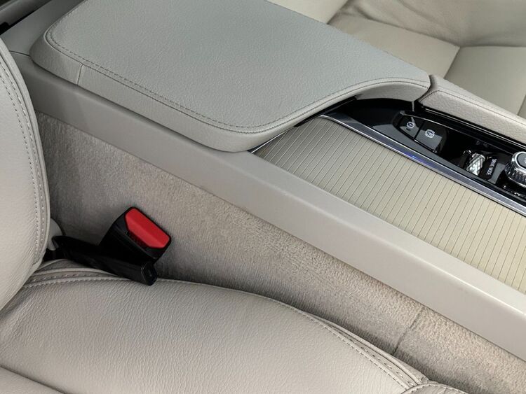 Volvo V90 D4 AWD AUTO foto 40