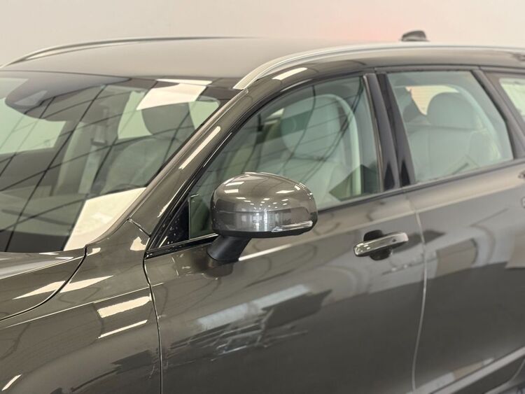 Volvo V90 D4 AWD AUTO foto 46