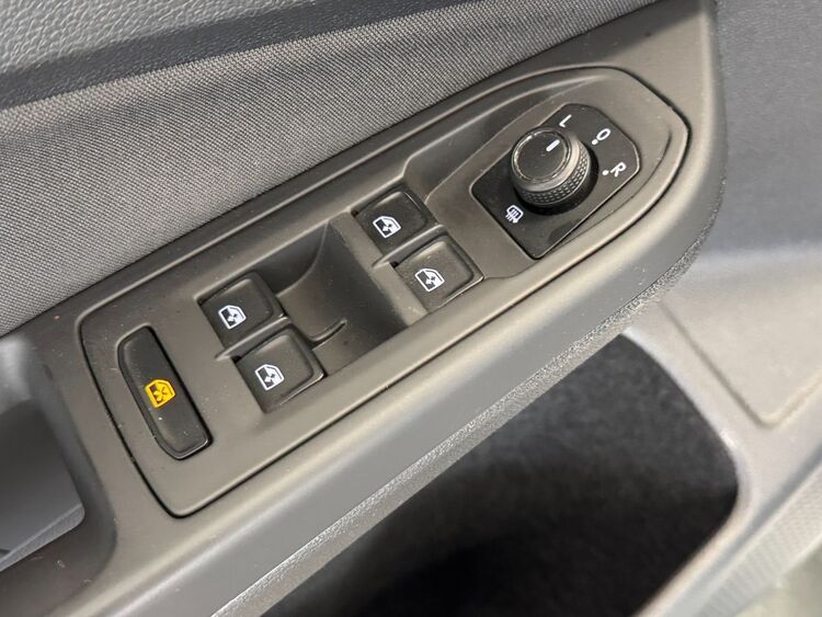 Volkswagen Golf VARIANT foto 13