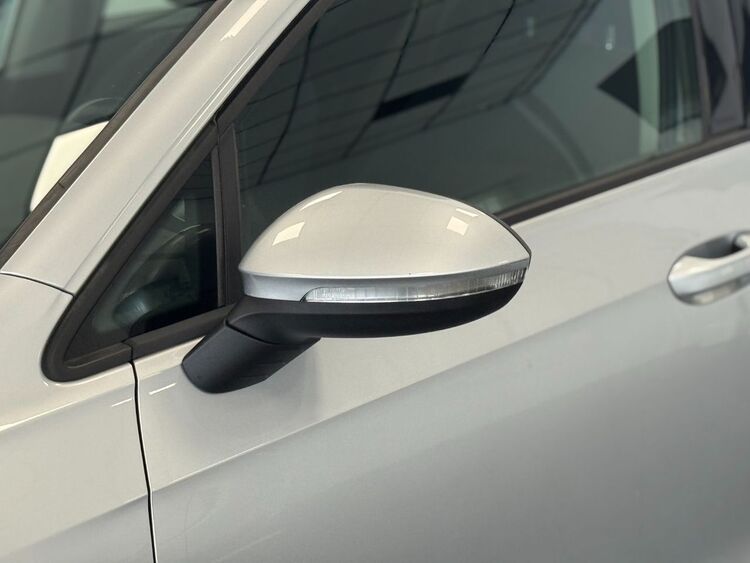 Volkswagen Golf VARIANT foto 31